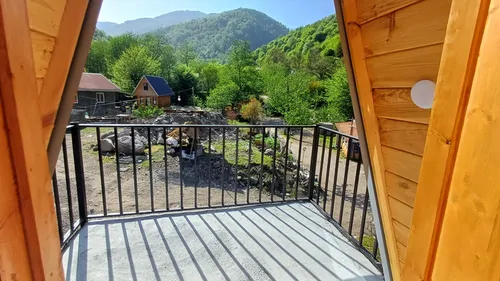 تصویر 13 - کلبه سوئیسی مادر در  ماسال