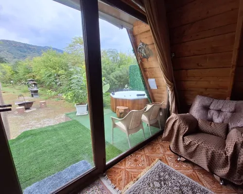 تصویر 15 - کلبه سوئیسی فرشاد با جکوزی در  ماسال