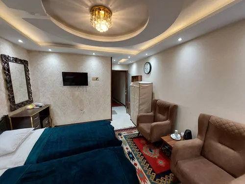 تصویر 4 - اقامتگاه بوم‌گردی عمارت کبریا (اتاق ۴) با صبحانه رایگان در  شیرگاه