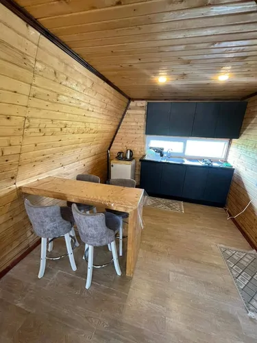 تصویر 5 - کلبه سوئیسی آریس با جکوزی در چالوس