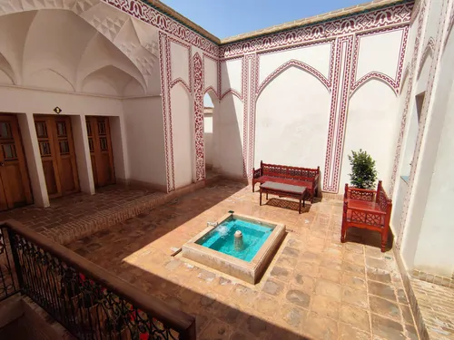 تصویر 13 - هتل سنتی سرای نفیس (اتاق کهربا) در  کاشان