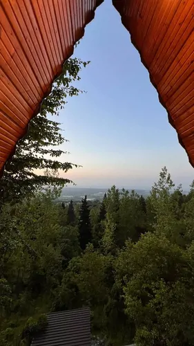 تصویر 16 - کلبه سوئیسی آبشار در  عباس آباد