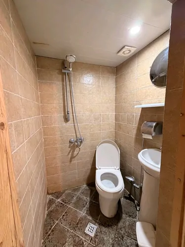 تصویر 12 - اقامتگاه بوم‌گردی عمارت هفت رنگ (درب شازده) در  شیراز