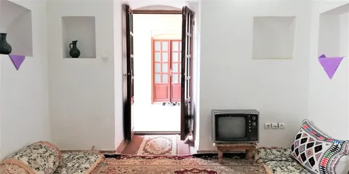 تصویر 5 - اقامتگاه بوم‌گردی اکرم خان (دالان چپ، پایین، اتاق 1) در  نهبندان