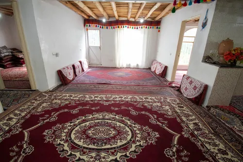 تصویر 3 - اقامتگاه بوم‌گردی اقامتگاه دو خوابه ارغوان در دل باغات روستای زیبایی داریان  در پاوه