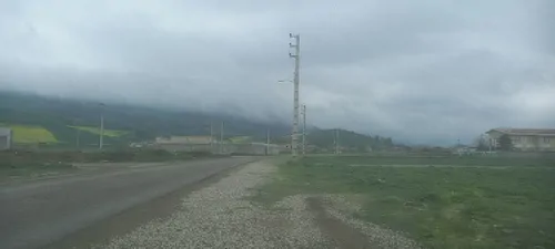 تصویر 2 - سوییت سوئیت آزادشهر دارای تراس بزرگ وزیبا جهت نشستن و لذت بردن ازآب وهوا ومنظره زیبا در آزادشهر