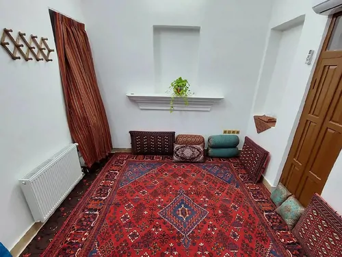 تصویر ۱ - اقامتگاه بوم‌گردی عمارت سنتی گلابگیر (واحد3_نیایش)  در  قم