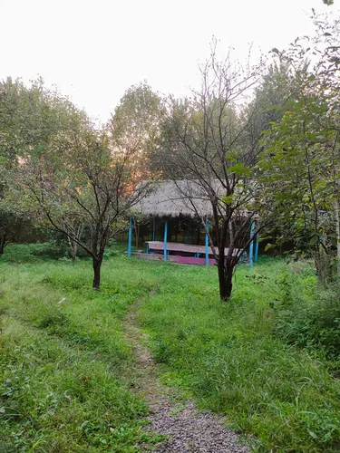 تصویر 3 - اقامتگاه بوم‌گردی اقامتی با بوی تاریخ،آرامش و سنت در سنگر