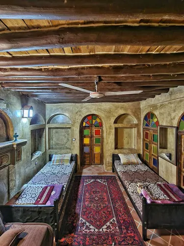 تصویر 4 - هتل سنتی راشدی (تویین طبقه همکف) در شیراز