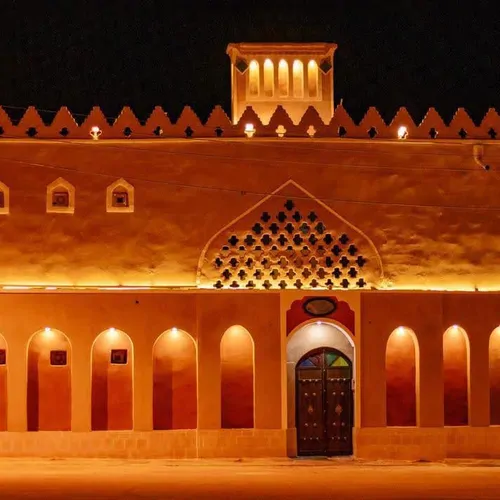 تصویر 10 - اقامتگاه بوم‌گردی راوي كوير مصر (اتاق شاه نشین) در  خور و بیابانک