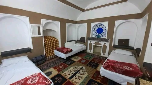 تصویر 2 - اقامتگاه بومگردی اقامتگاه سنتی انار شهر عقدا در عقدا