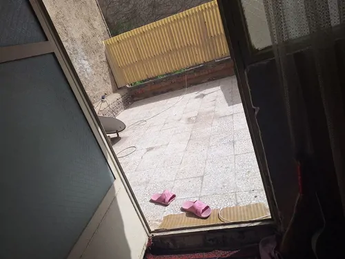 تصویر 2 - خانه اتاق ده متری در طبقه دوم  با حمام توالت مشترک در همکف بدون اشپزخونه در تهران