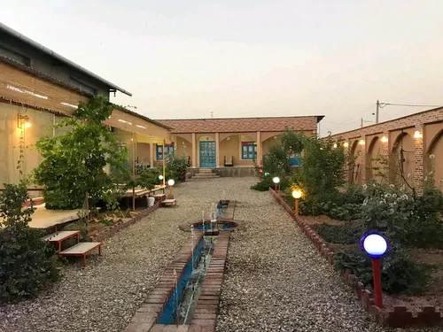 تصویر 3 - اقامتگاه بومگردی عمارت علیصدر سرشار از سکوت و آرامش در علی صدر
