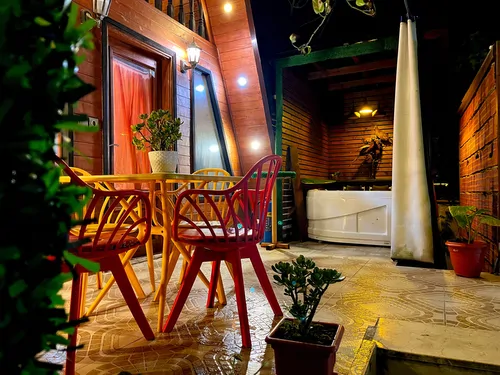 تصویر 39 - کلبه سوئیسی گلوریا با جکوزی در  شیرگاه