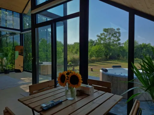 تصویر 6 - کلبه لوکس مدرن دلیجان با جکوزی در  ماسال