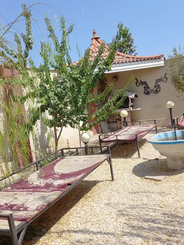 تصویر 16 - خانه باغ امید در  قمصر