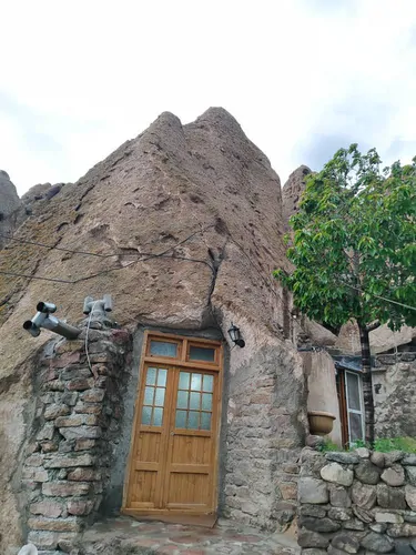 تصویر 10 - سوییت صخره ای کندوان در  اسکو