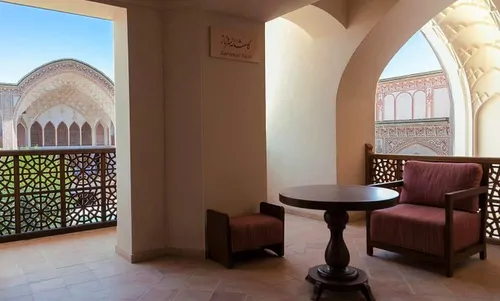 تصویر 2 - هتل سنتی سرای عامری (۱۰۶) در کاشان