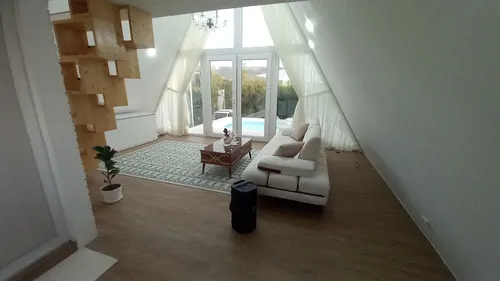 تصویر 2 - کلبه سوئیسی استخردار آبگرم ریتا  در بهشهر