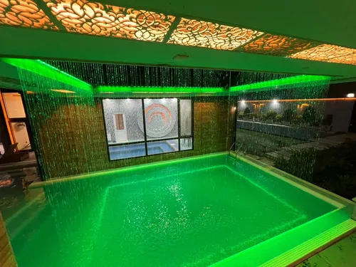 تصویر 20 - ویلا عمارت استخردار آبگرم بهشتی با جکوزی و بیلیارد  در  چهارباغ