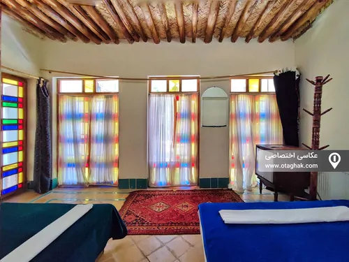 تصویر 9 - اقامتگاه بوم‌گردی عمارت هفت رنگ(چپر خونه) در  شیراز