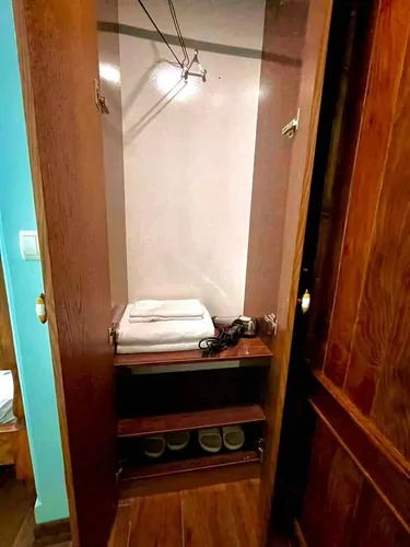 تصویر 6 - هتل سنتی عمارت جیران (اتاق روژان) با صبحانه رایگان در  کرمانشاه