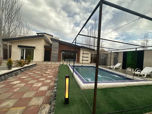 تصویر 2 - ویلا استخردار آبگرم سزار با فوتبال دستی در  سهیلیه