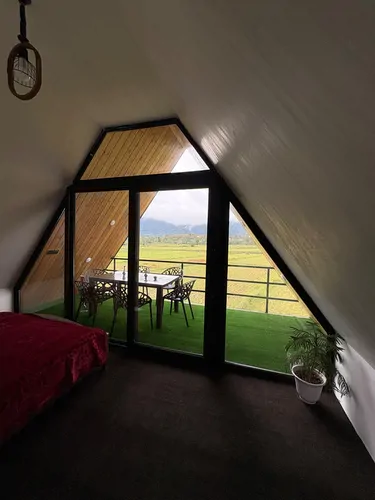 تصویر 9 - کلبه سوییسی یاس با فوتبال دستی در  ماسال