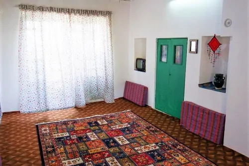 تصویر 1 - اقامتگاه بوم‌گردی روستامانی ارغوان (اتاق ۲) در  ابهر