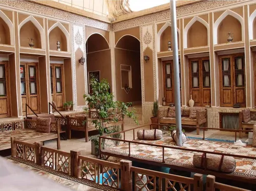 تصویر 3 - هتل سنتی رویای قدیم(اتاق تریپل) در یزد