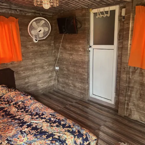 تصویر 5 - کلبه نقلی سنگی با استخر آبگرم سانسی در  فیروزکوه 