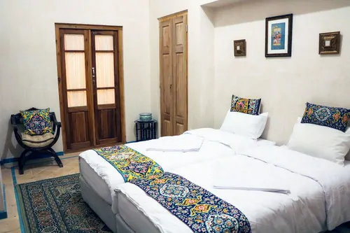 تصویر 5 - هتل سنتی کاشانه روشن (چهار نفره شاهنشین) در  کاشان