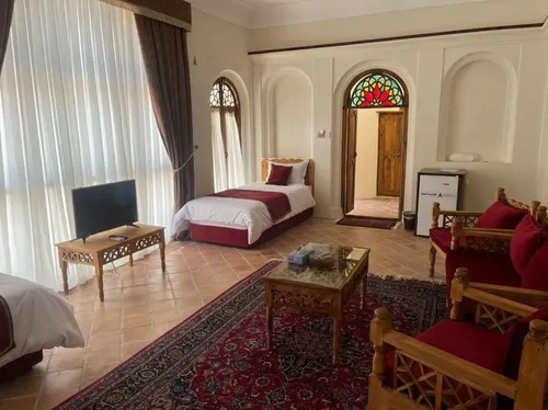 تصویر 3 - هتل سنتی ارغوان (تالار شمالی) در  قزوین