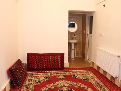 تصویر 5 - اقامتگاه بوم‌گردی  تاریخی سرای زنده دلان (شاعر) در  فردوس
