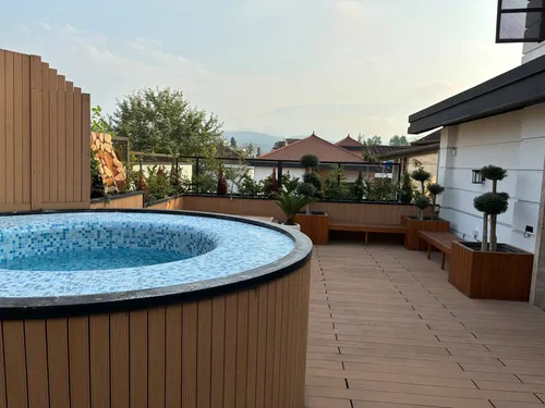 تصویر 23 - ویلا استخردار آبگرم لاکچری عمارت شیشه ای با جکوزی در رویان