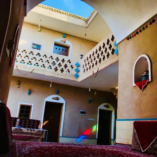 تصویر 11 - اقامتگاه بوم‌گردی راوي كوير مصر (اتاق گل اناري) در  خور و بیابانک