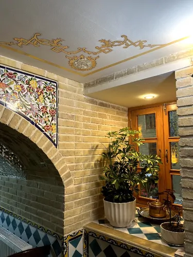 تصویر 8 - اقامتگاه بوم‌گردی آیدا بانو (رنگی) در  شیراز