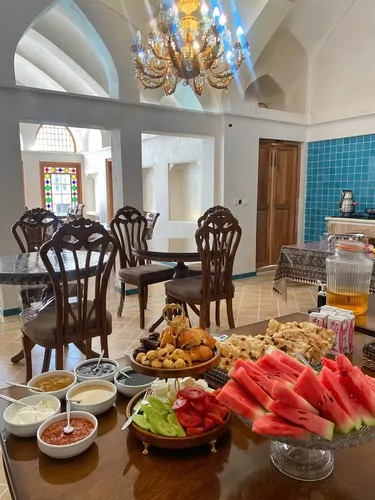 تصویر 14 - اقامتگاه بوم‌گردی سرای نفیس (اتاق نقره) با صبحانه رایگان  در  کاشان