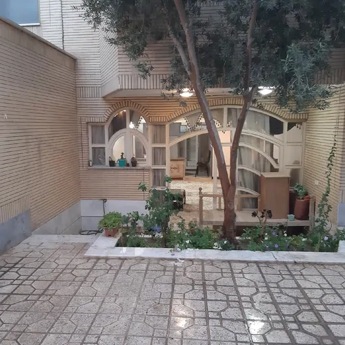 تصویر ۱ - خانه زیتون  در  اصفهان