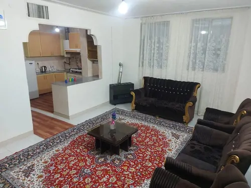 تصویر 2 - خانه ارغوان بهارستان در دامغان