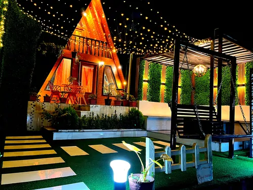 تصویر 39 - کلبه سوئیسی گلوریا با جکوزی در  شیرگاه