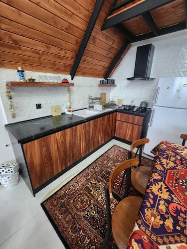 تصویر 5 - کلبه سوییسی آوان با جکوزی  در  رامسر