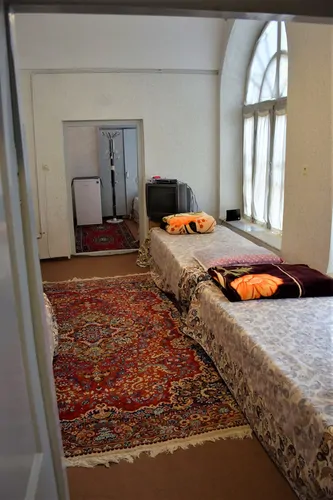 تصویر 1 - اقامتگاه بوم‌گردی دنج(اتاق۴۵ متری) در  یزد