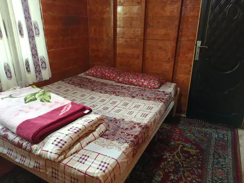 تصویر 11 - کلبه استخردار آبگرم خاتون در  ماسال