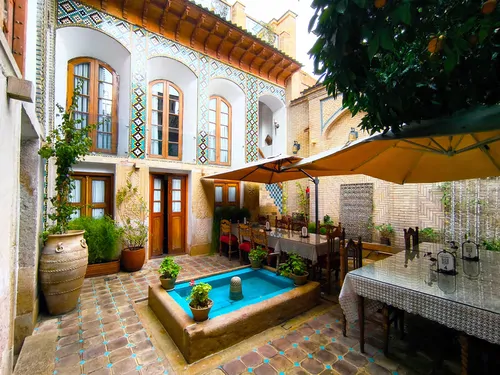 تصویر 3 - هتل سنتی خانه والاد (اتاق شاباجی) در  شیراز