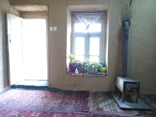 تصویر 2 - اقامتگاه بوم‌گردی رویین دژ (اتاق گردو و بادام) در اسفراین