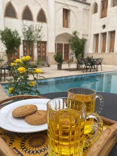تصویر 14 - هتل سنتی سرای نفیس (اتاق الماس) با صبحانه رایگان در  کاشان