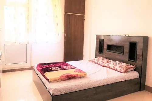 تصویر 3 - آپارتمان مبله ادبیات واحد ٤ در  شیراز