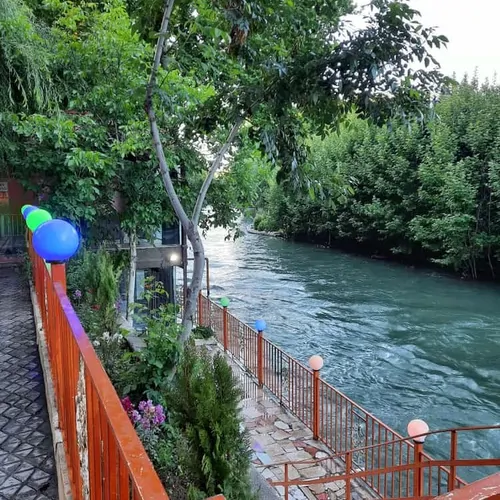 تصویر 2 - ویلا لب اب زاینده رود  در باغ بهادران