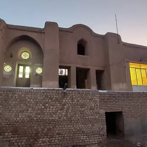 تصویر ۱ - سوییت  شمس العماره (اتاق بزرگ) در  اردستان